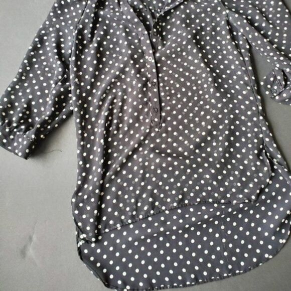 💍Lauren Conrad Polka dot Blouse - Picture 4 of 8